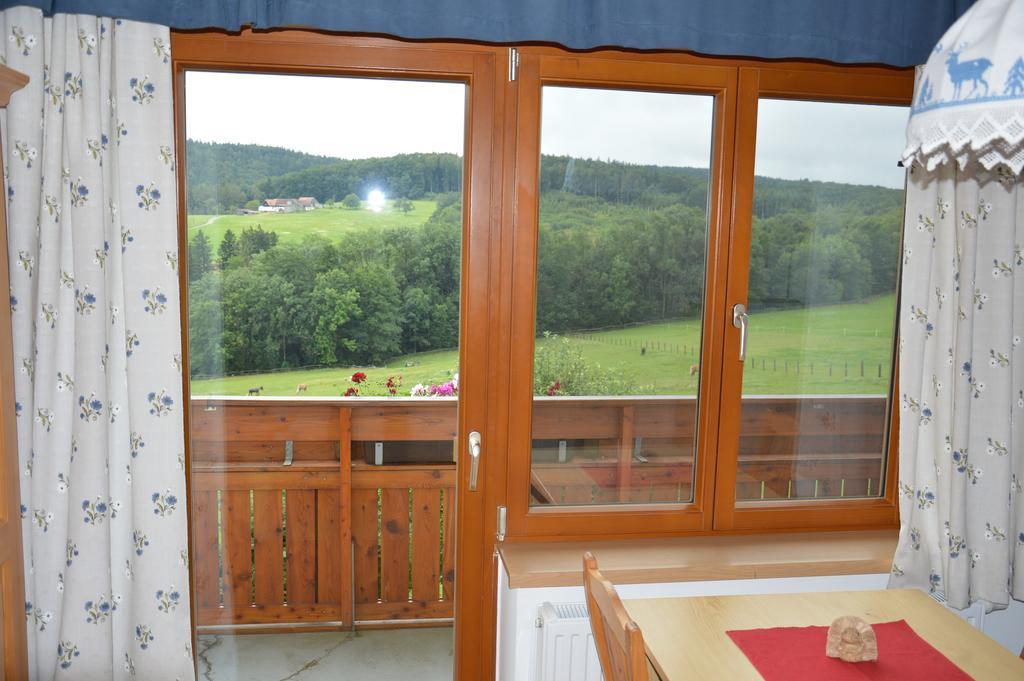 Biobauernhof Wolf-Hof Apartment Pressbaum Bilik gambar