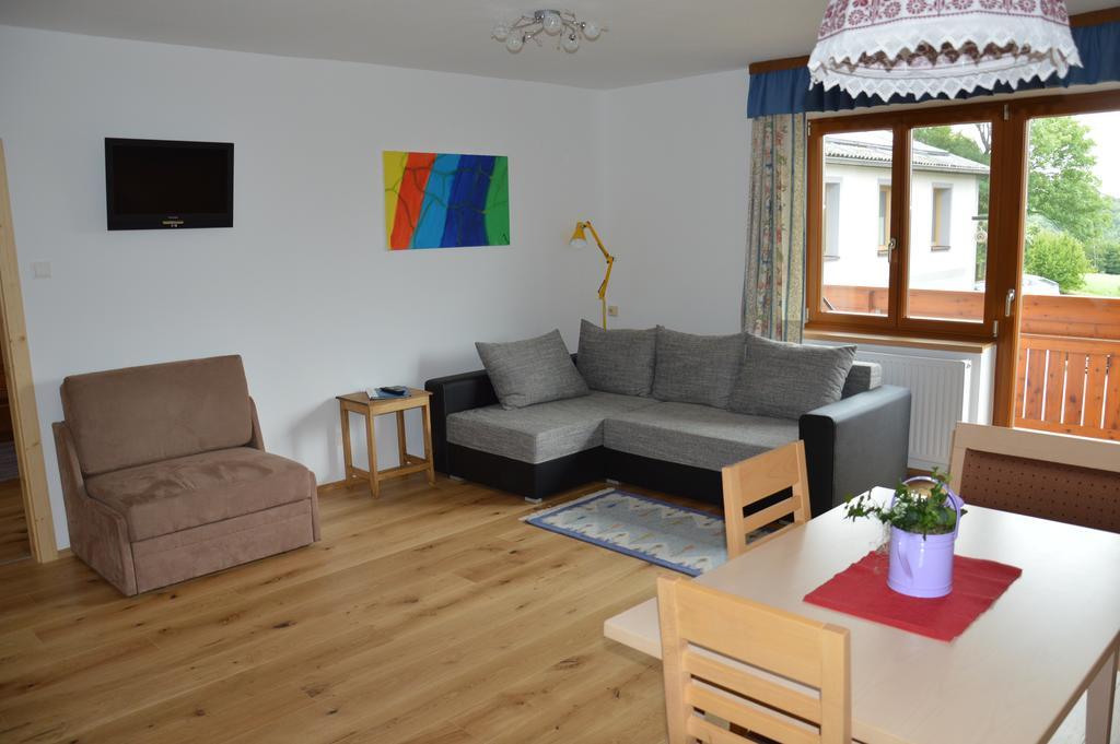 Biobauernhof Wolf-Hof Apartment Pressbaum Bilik gambar